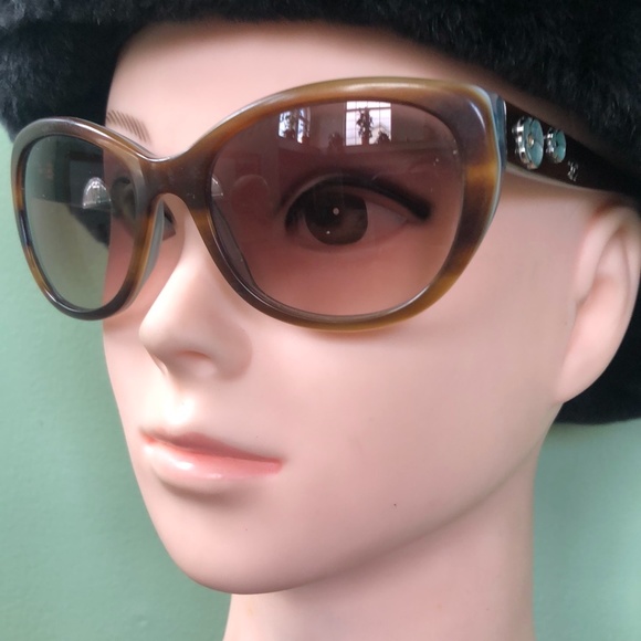 Chanel Sunglasses - Picture 3 of 13